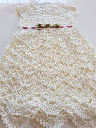 Taufkleid gehäkelt/Festkleid