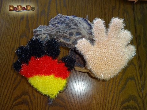 Küchenschwamm die helfende Hand, gehäkelt von Dadade
