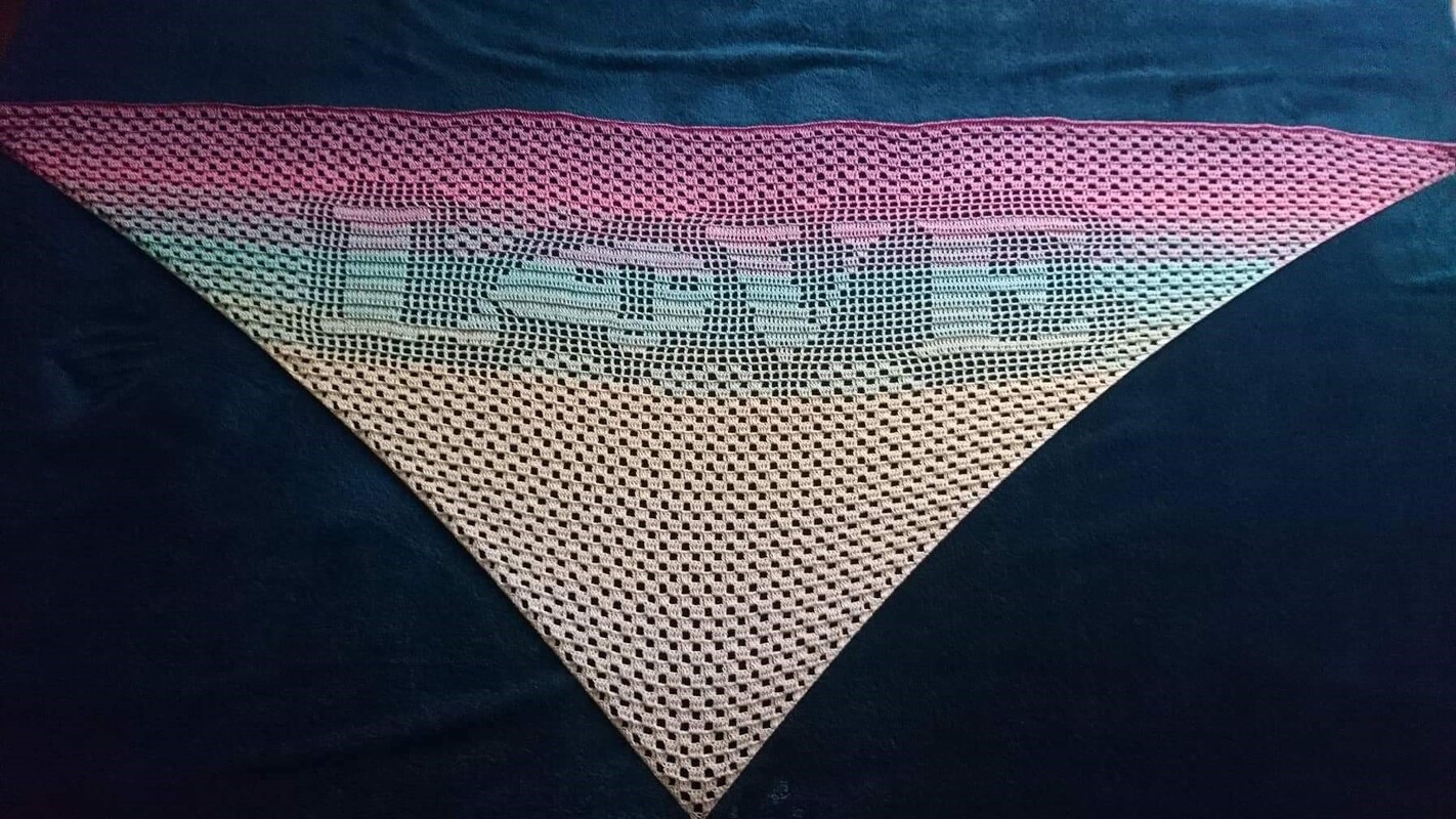 Motivtuch "ILoveCamping", Dreieckstuch, Häkelanleitung