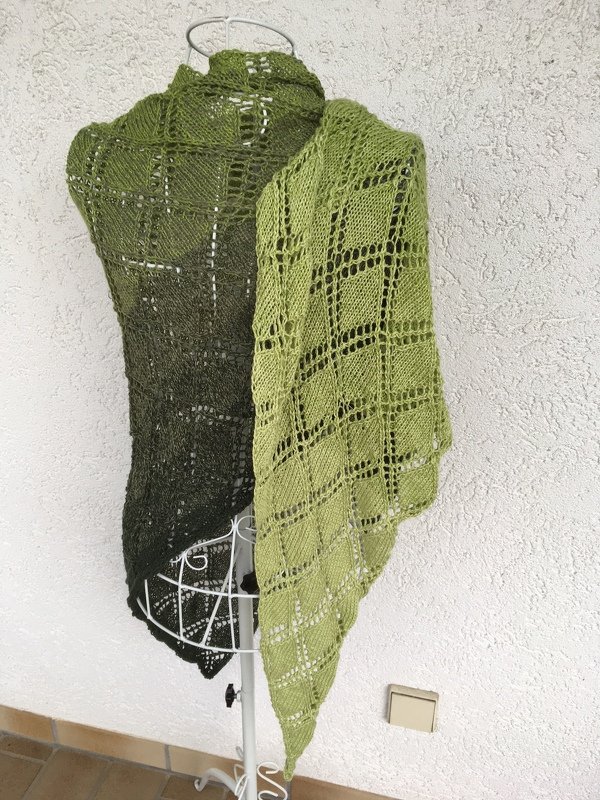 Tuch Rauten-Spezialist mit 1 BOBBEL-COTTON von Woolly Hugs stricken - Bild 2