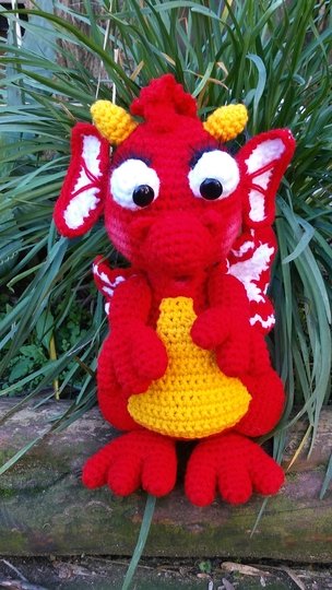Häkelanleitung schöner Drache PDF english-deutsch ternura amigurumi
