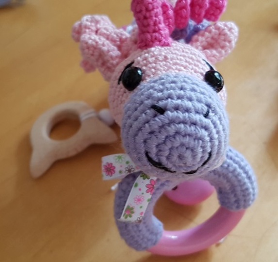 Baby-Kuschelset Einhorn, Kuscheleinhorn, Rassel, Aufhänger