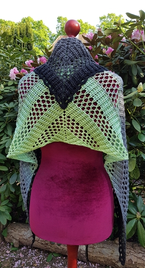 Häkelanleitung Dreieckstuch Zeitlos - schlichte Eleganz