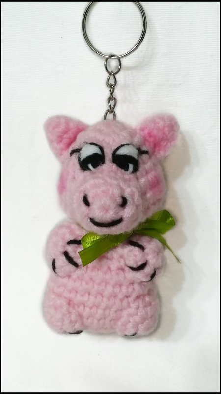 Pattern Keychain Piglet PDF english-deutsch ternura amigurumi - Image 3