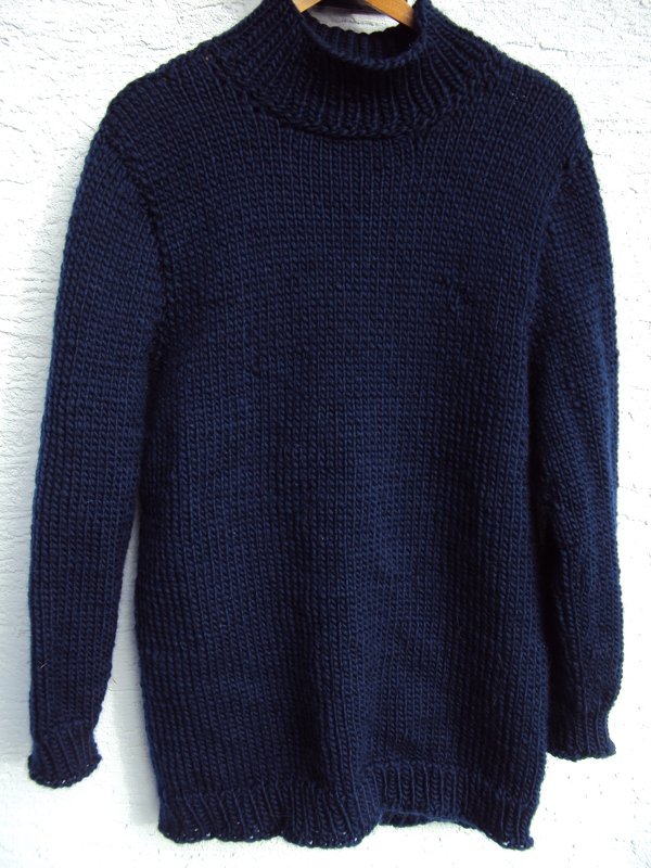 Dicker Pullover mit Turtleneckkragen für Größe S/M/L passend