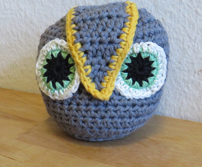 Häkeleulen in Türkis und grau