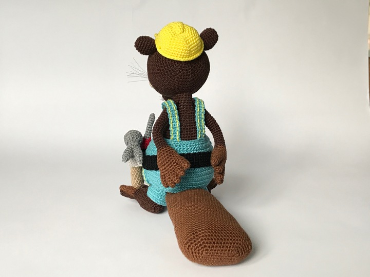 Biber Bob, im Arbeits-Outfit, Häkelanleitung
