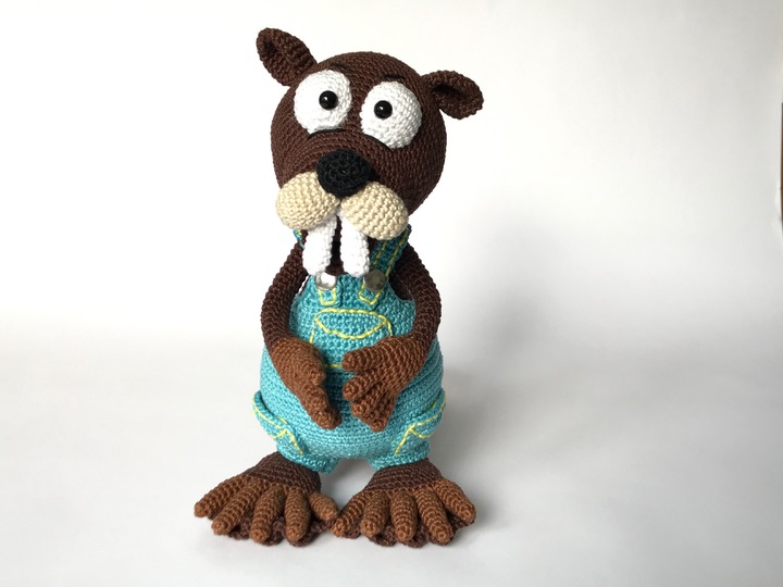 Biber Bob, im Arbeits-Outfit, Häkelanleitung