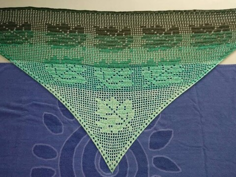 Motivtuch "Ahornblätter", Dreieckstuch, Häkelanleitung