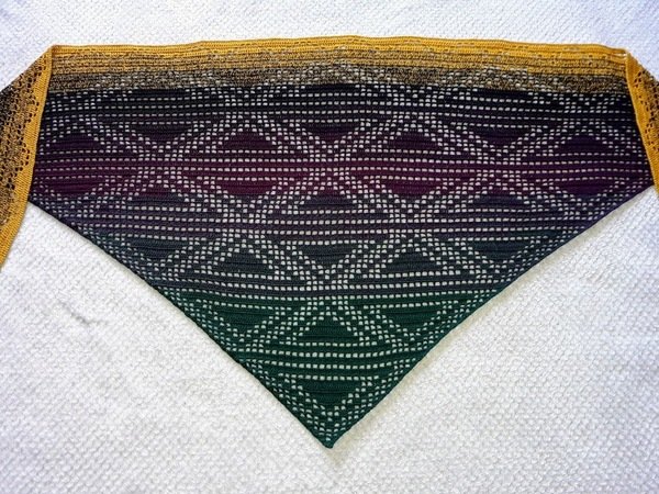 Shawl Triangulum Crochet Pattern