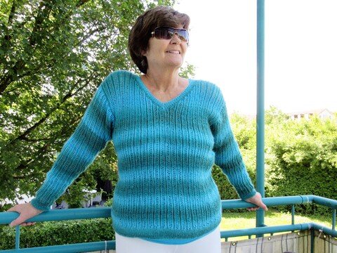 Strickanleitung: Pullover Blaue Lagune Größe 36 - 46