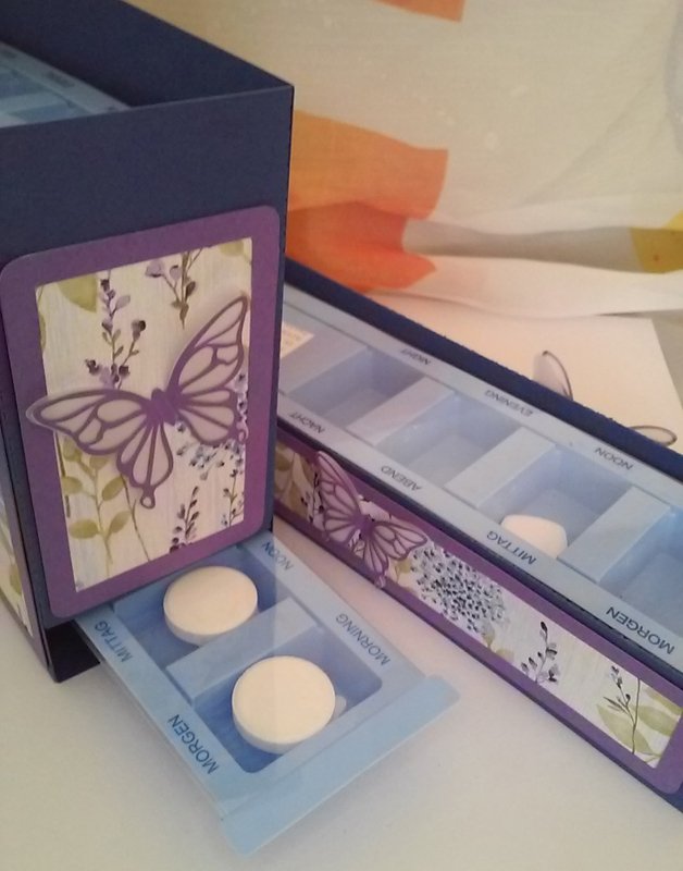 Eine hübsche Medibox, praktisch und schöner als die üblichen Boxen