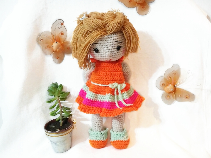 Crochet pattern of doll Sarah + dress PDF english-deutsch-dutch ternura amigurumi