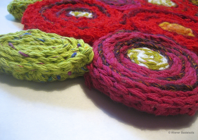 Rosenteppich, dicker, bunter Restefresser für Anfänger mit Geduld