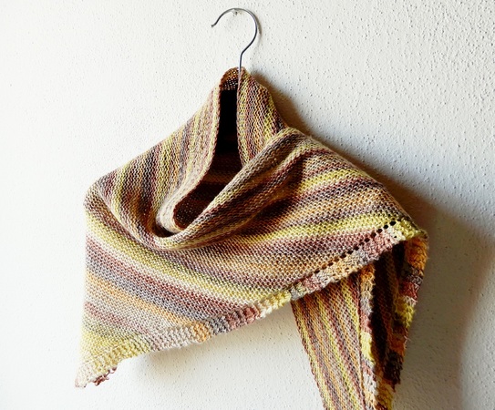 Beginner shawl knitting pattern