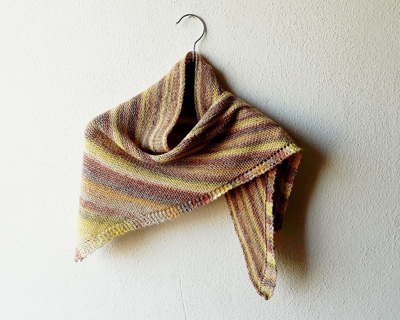 Beginner shawl knitting pattern