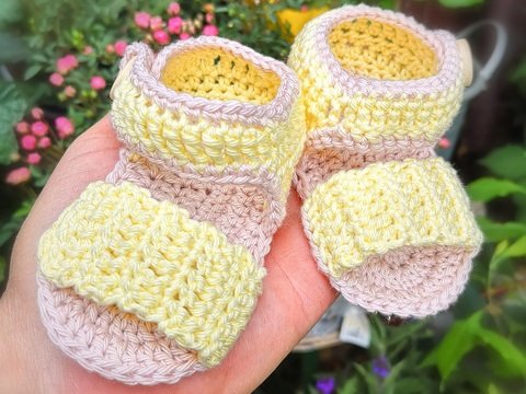 Baby Schuhe häkeln - Baby Sandaletten 3 - 8 Monate - Häkelanleitung PDF