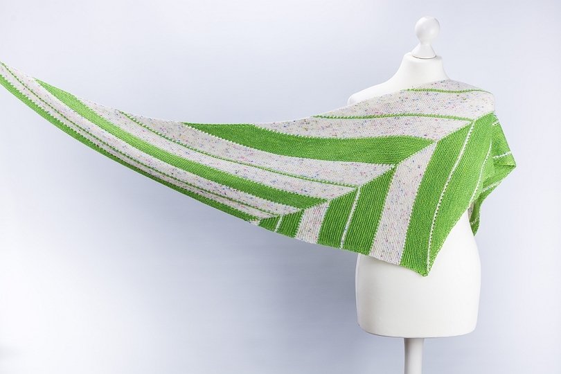 Knitting Pattern Shawl "Harlequin"
