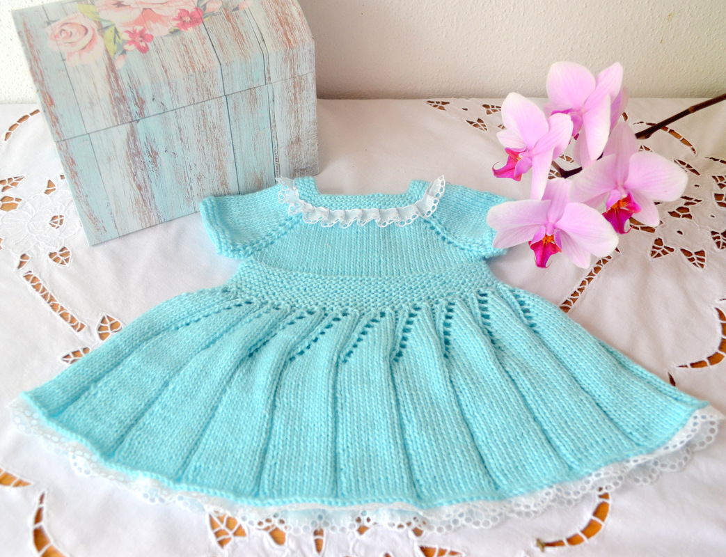 Strickanleitung * Baby Kleid in 3 Größen 0 - 18 Mon. * ohne Naht , RVO