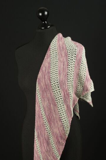 Strickanleitung Dreieckstuch mit Lochmuster "Desert Rose"