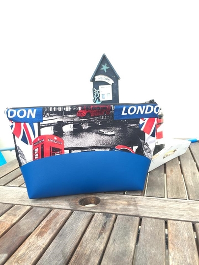 Kosmetiktasche Curve + Schminktäschchen Mini Curve