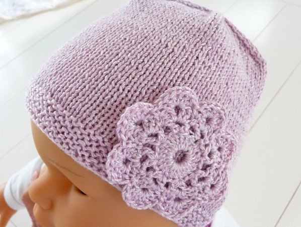 Strickanleitung für Babymütze für Kopfumfang 38 bis 50cm - Mütze mit Häkelblüte- No.16