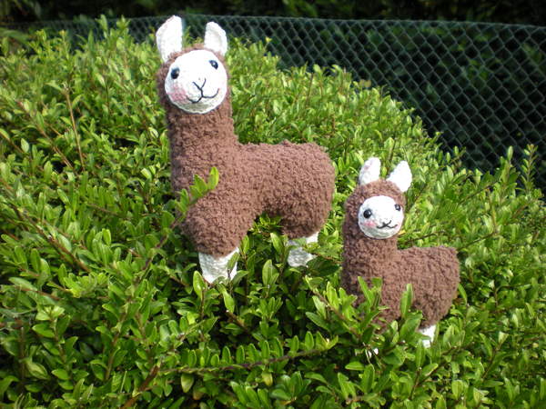 Tutorial Crochet Lama in 2 sizes