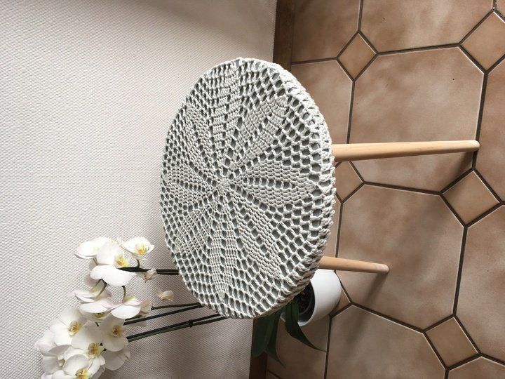 Hockerüberzug aus Woolly Hugs NOBLY gehäkelt