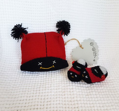 Ladybug Baby Booties and Beanie Cap - Knitting