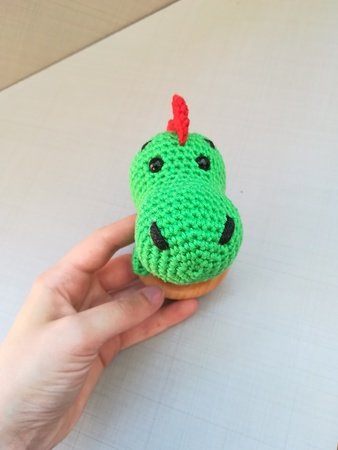 Dinosaur rattle - Crochetpattern