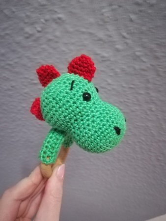 Dinosaur rattle - Crochetpattern