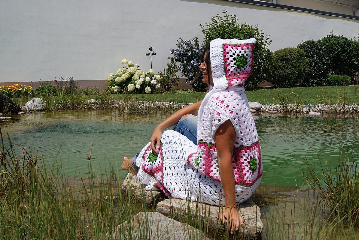 Long-Weste / Mantel mit Kapuze HYGGE (Gr. S/M, L/XL) - Bild 3