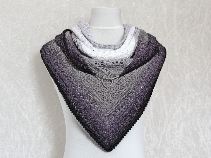 Häkelanleitung Tuch // Dreieckstuch // Halstuch Karma