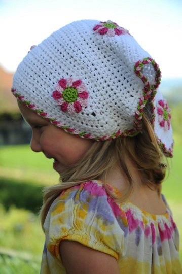 Kopftuch mit Blumen - Häkelanleitung für Kopfumfang 48-52 cm (ca. 2-5 Jahre, leicht an andere Größen anpassbar)