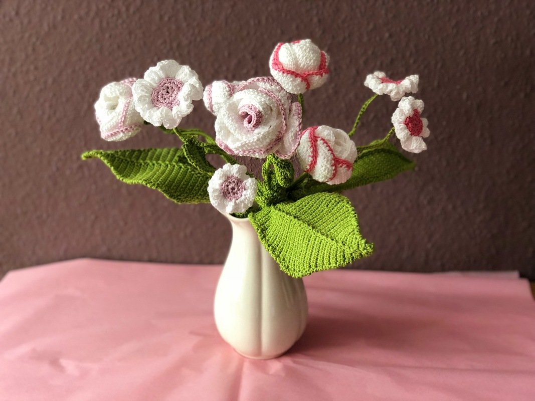 Häkelanleitung für einen Blumenstrauß