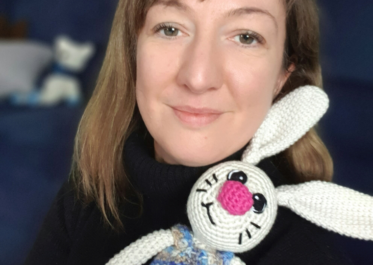 Häkelanleitung "Oppel" - Hase mit Anzug