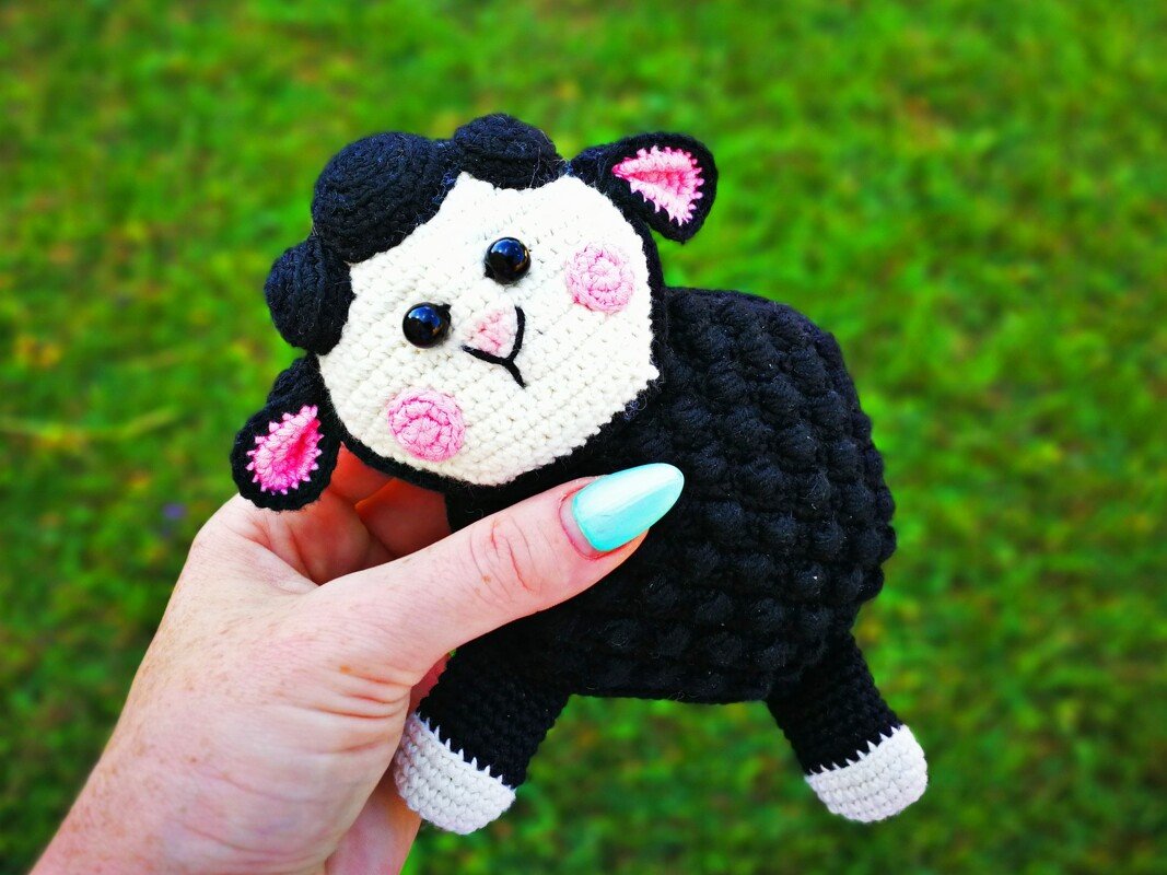 Das berühmte "SCHWARZE SCHAF" häkeln - Bild 6