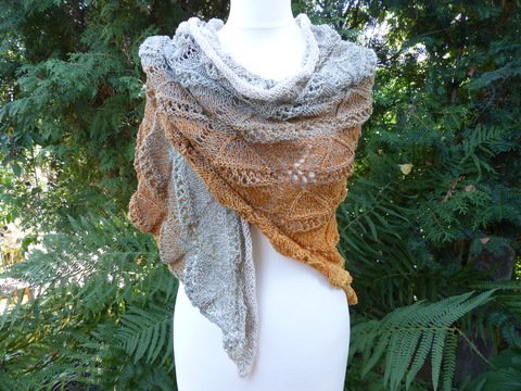 Strickanleitung Dreiecktuch "Rhombus & Spikes"