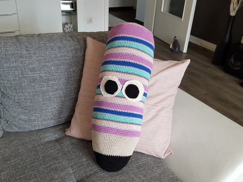 123 Häkelanleitung Kissen Nackenrolle bunter Bleistift