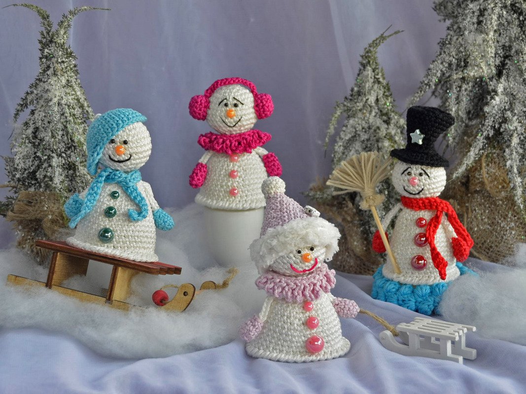 5tlg Schneemann Familie Tischdeko beleuchtet oder Eierwärmer mit Eisscholle - Bild 3