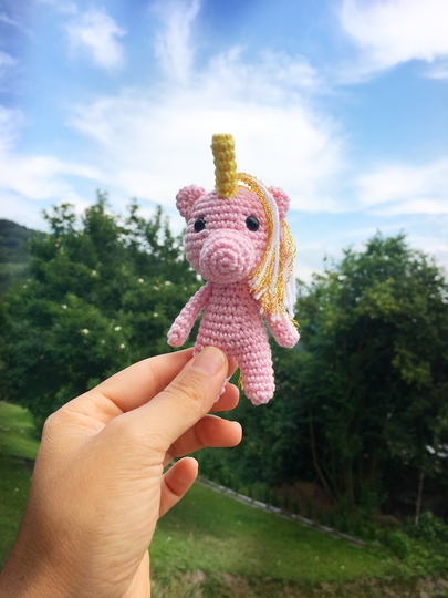 Kleines Einhorn (Schlüsselanhänger, Taschenbaumler)