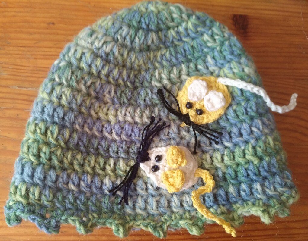 Babymütze mit Mäuschen Applikationen