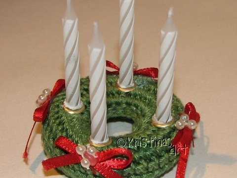 Häkelanleitung Adventskranz für Amigurumi und Puppenstube
