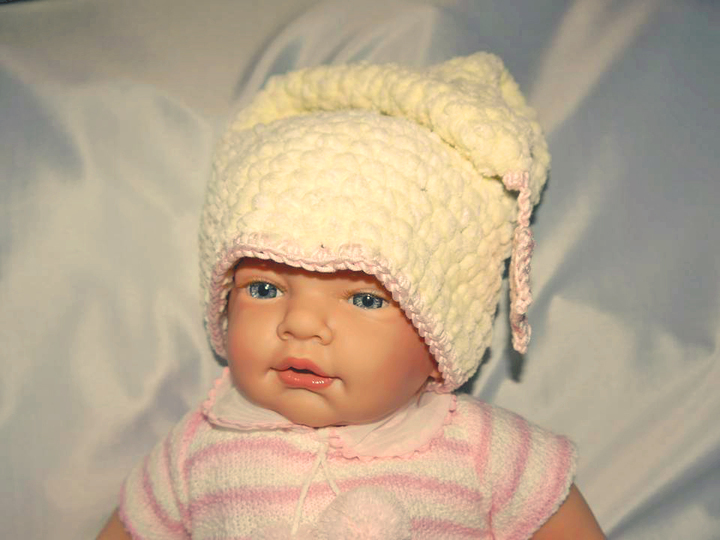 samtige Mütze für Puppen und Babys