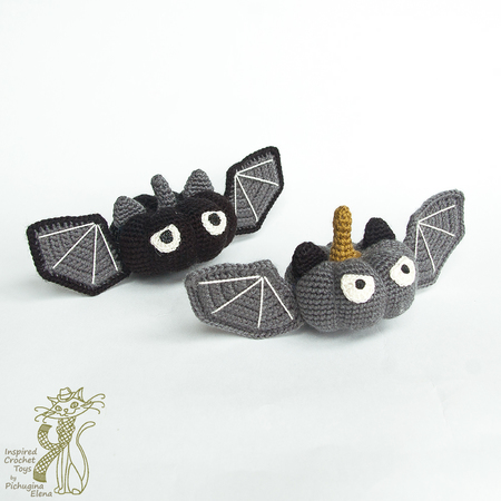 Amigurumi pattern for Halloween pumpkin bats