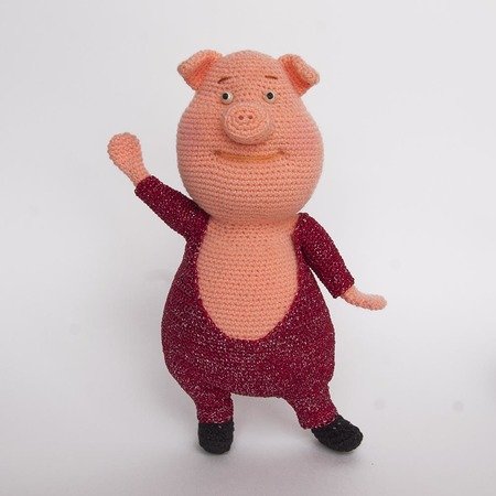 Amigurumi pattern for a dancing Gunter pig. Crochet piglet