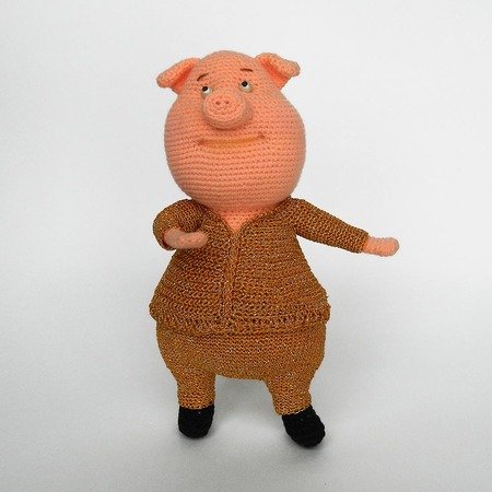 Amigurumi pattern for a dancing Gunter pig. Crochet piglet