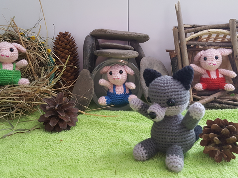 Die 3 kleinen Schweinchen und der Wolf