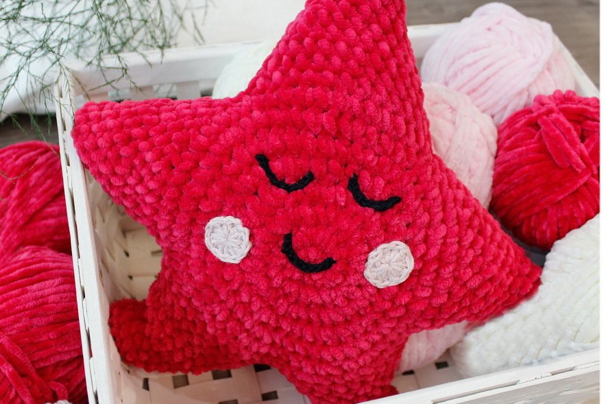 - SAM - Seestern zum Kuscheln und Liebhaben, Plüschtierstern aus Chenillegarn, schönes Geschenk, Plüschtier