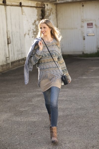 Zipfelpulli mit Wellenmuster